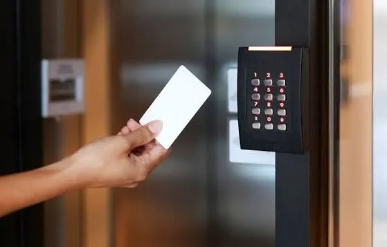 Access control systems and card readers